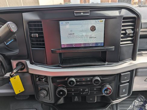 New 2026 Ford F250 XL w/ 360-Degree Camera Package AWD/4WD image 22