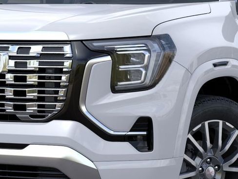 New 2026 GMC Terrain Denali AWD/4WD image 12