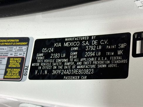 Used 2024 Kia Forte LXS w/ LXS Technology Package FWD image 33