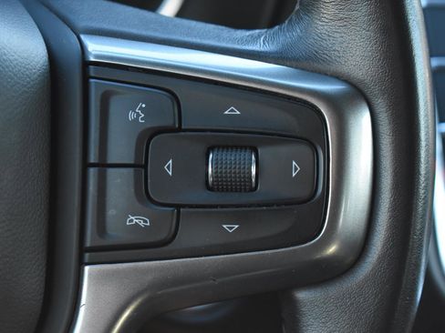 Used 2021 Chevrolet Suburban LT image 7