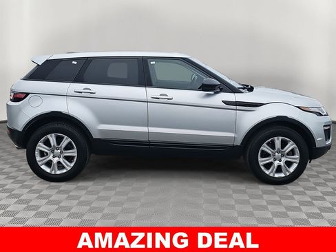 Used 2019 Land Rover Range Rover Evoque SE Premium image 2