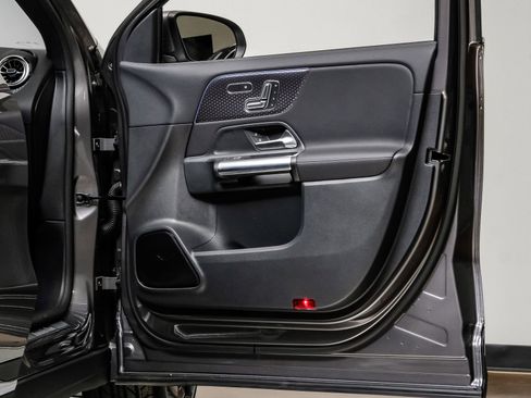 Used 2026 Mercedes-Benz GLA 250 image 43