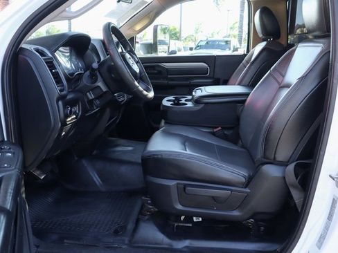 Used 2020 RAM 5500 Tradesman image 18