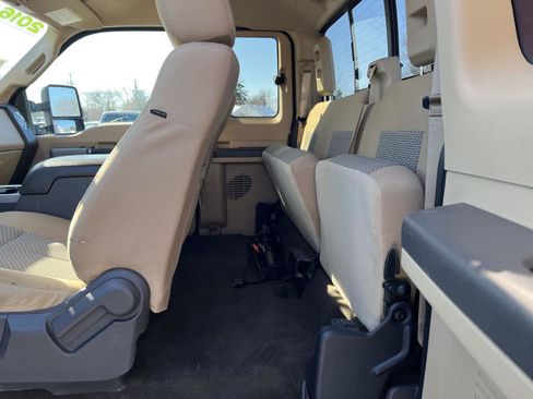 Used 2016 Ford F350 XLT w/ Snow Plow Prep Package image 39