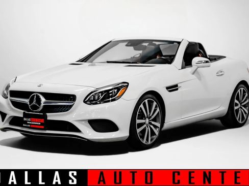 Used 2017 Mercedes-Benz SLC 300 image 3