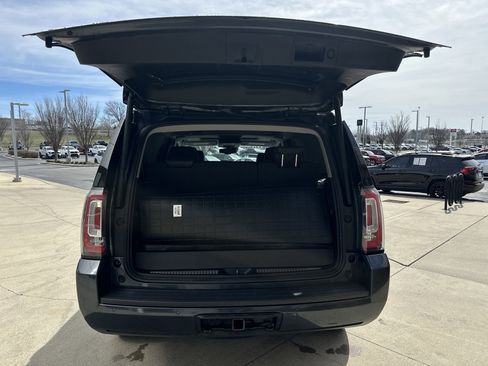 Used 2020 GMC Yukon SLT w/ Open Road Package image 30