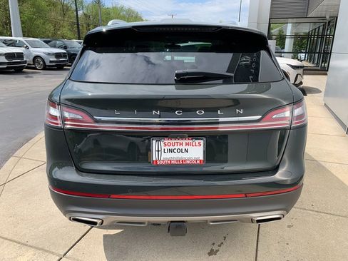 Certified 2022 Lincoln Nautilus Reserve AWD/4WD image 4