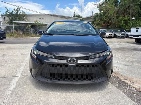 Used 2020 Toyota Corolla LE FWD image 8