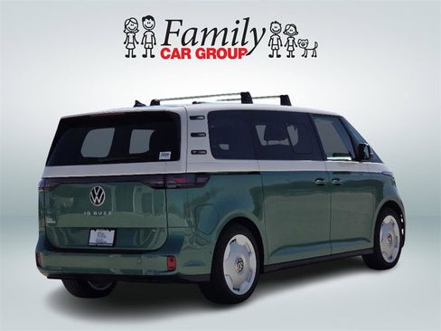 New 2025 Volkswagen ID. Buzz 1st Edition image 4