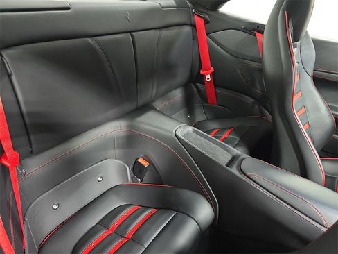 Used 2020 Ferrari Portofino image 26