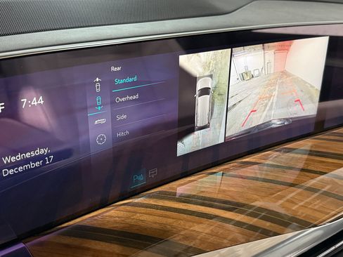 New 2025 Cadillac Escalade Premium Luxury Platinum image 30