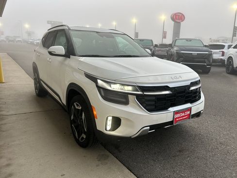 New 2026 Kia Seltos SX w/ SX Sunroof Package image 3
