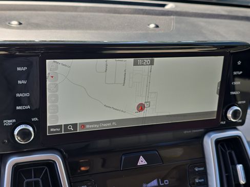 Certified 2022 Kia Sorento S FWD image 23