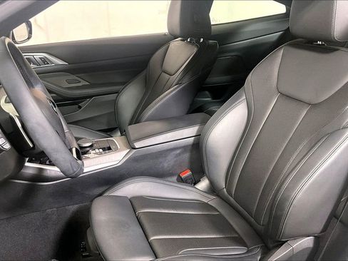 Used 2025 BMW 430i Coupe w/ Convenience Package image 25