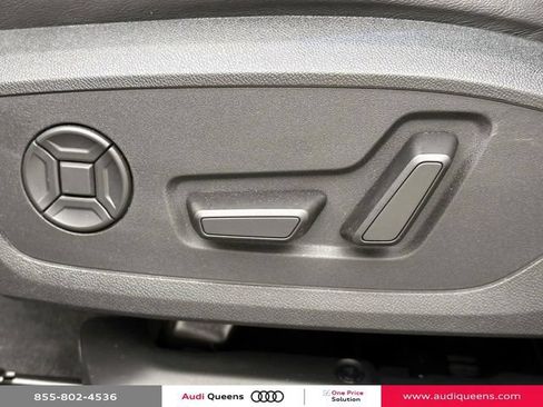 Used 2025 Audi A6 e-tron Premium Plus w/ Premium Plus AWD/4WD image 22