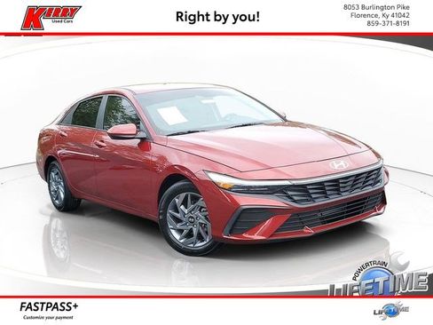 Certified 2024 Hyundai Elantra SEL FWD image 1