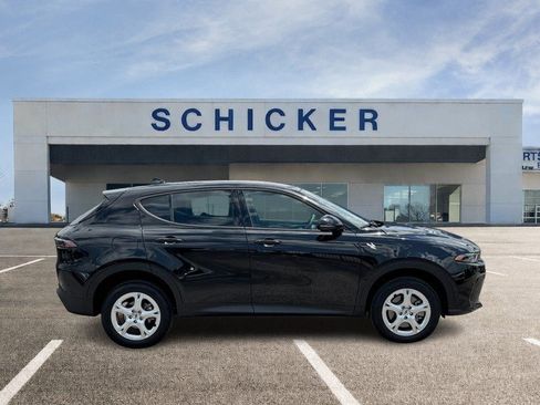 Used 2024 Dodge Hornet GT w/ Cold Weather Group AWD/4WD image 2
