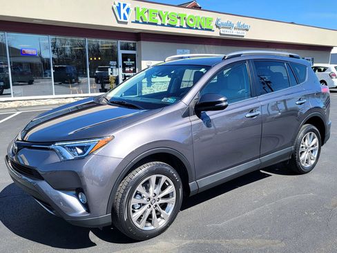 Used 2018 Toyota RAV4 Limited w/ All Weather Liner Package image 1
