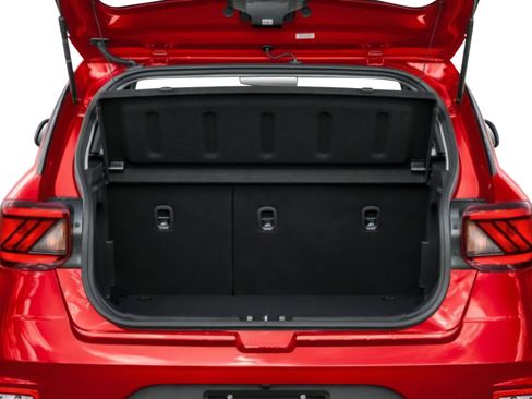 New 2026 Hyundai Venue SE image 11