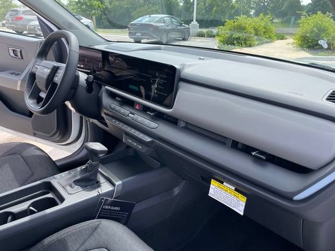 New 2027 Kia Seltos LX FWD image 29