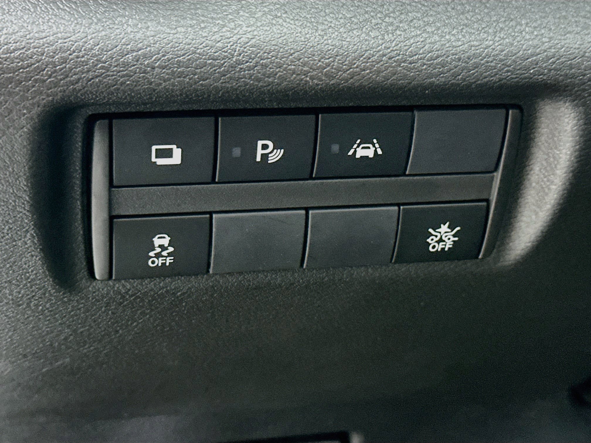Used 2025 Nissan Versa S w/ Trunk Package FWD image 17