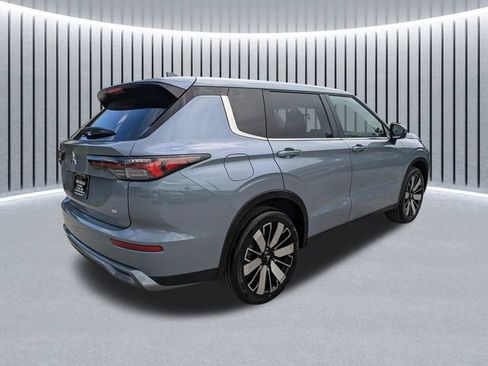 New 2026 Mitsubishi Outlander SE FWD image 4