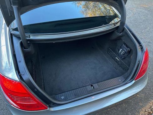 Used 2010 Mercedes-Benz CL 550 4MATIC w/ Sport Pkg image 12