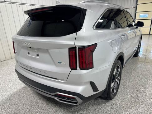 Used 2022 Kia Sorento SX Prestige w/ Panoramic Sunroof Package AWD/4WD image 7