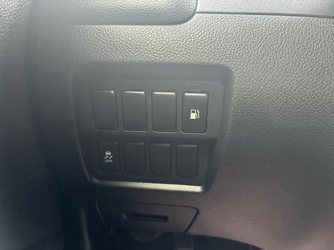 Used 2014 Nissan Murano S AWD/4WD image 28