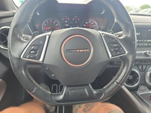 Used 2018 Chevrolet Camaro LT RWD image 9