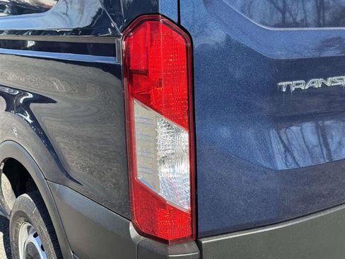 Used 2019 Ford Transit 250 130 Medium Roof image 11