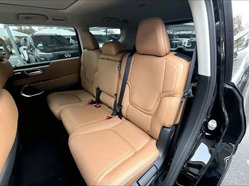 New 2026 INFINITI QX80 Luxe w/ Cargo Package AWD/4WD image 12