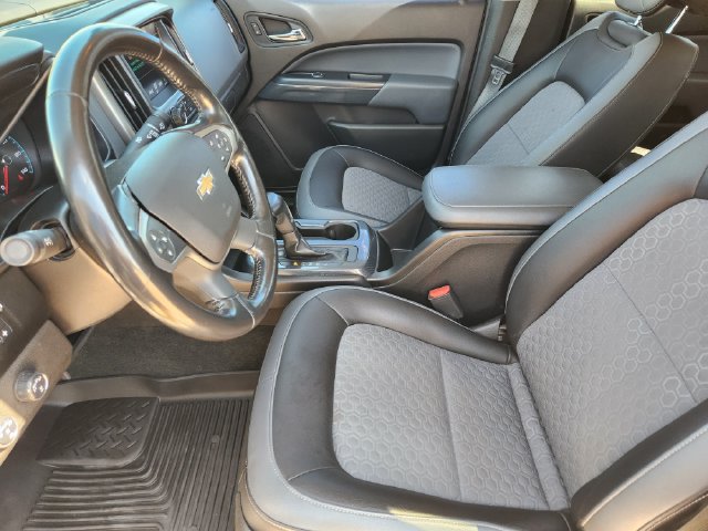 Used 2017 Chevrolet Colorado Z71 AWD/4WD image 13