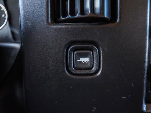 Used 2020 Chevrolet Express 2500 w/ Driver Convenience Package image 8