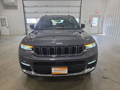 Used 2025 Jeep Grand Cherokee L Limited w/ Trailer Tow Package AWD/4WD image 3