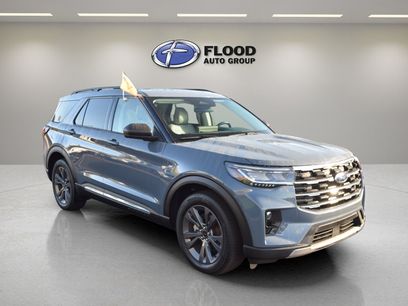 Used 2025 Ford Explorer Active w/ Active Comfort Package