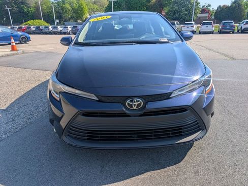 Used 2024 Toyota Corolla LE FWD image 9