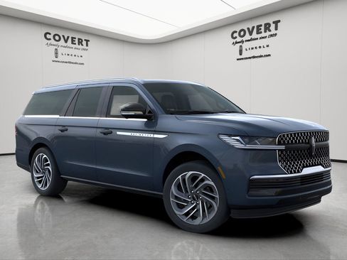 New 2026 Lincoln Navigator L Reserve image 7