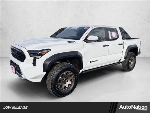 Certified 2025 Toyota Tacoma 4x4 Double Cab Hybrid image 1