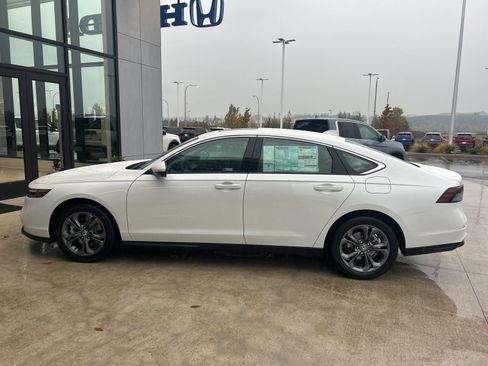 New 2025 Honda Accord EX-L image 8