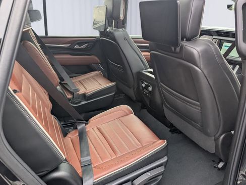 Certified 2024 GMC Yukon Denali Ultimate image 10