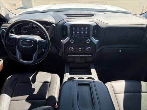 Used 2021 GMC Sierra 1500 SLT w/ SLT Premium Package AWD/4WD image 18