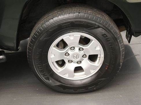 Used 2013 Toyota Tacoma 4x4 Double Cab w/ TRD Off-Road Pkg image 36