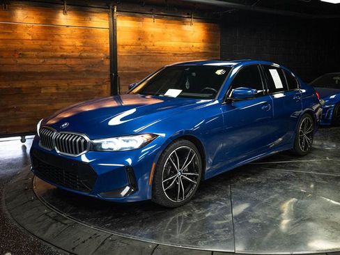 Used 2024 BMW 330i Sedan w/ M Sport Package RWD image 2