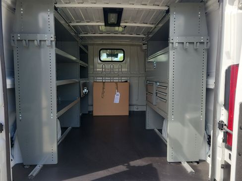 Used 2025 RAM ProMaster 2500 w/ Safety Group FWD image 7