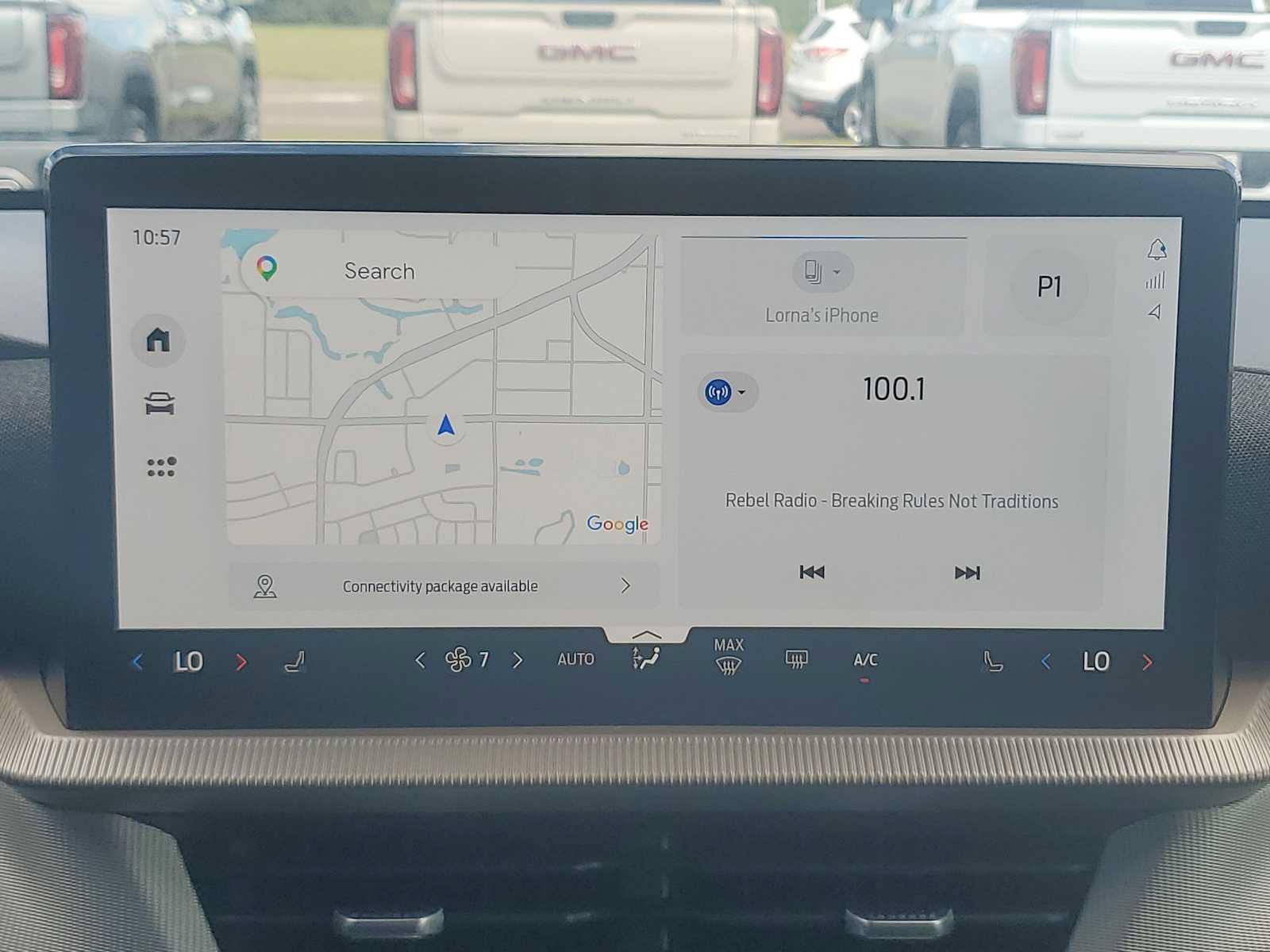 Used 2025 Ford Explorer Active RWD image 16