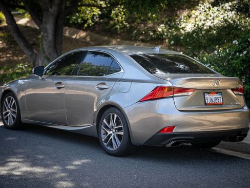 Used 2020 Lexus IS 300 w/ Premium Package RWD image 6