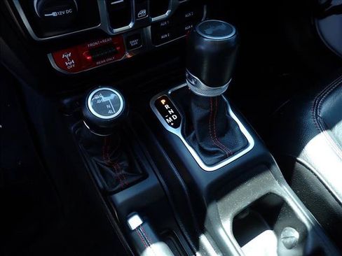 Used 2020 Jeep Wrangler Unlimited Rubicon AWD/4WD image 18