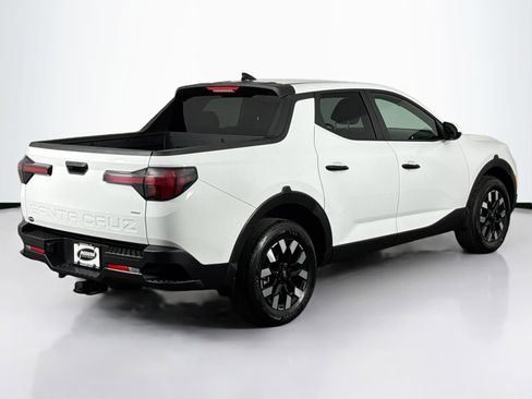 Used 2025 Hyundai Santa Cruz SE image 11
