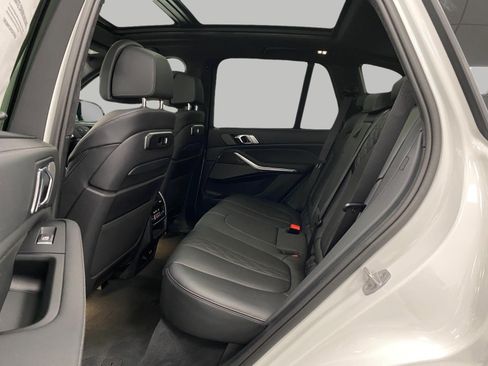 New 2026 BMW X5 M60i AWD/4WD image 32